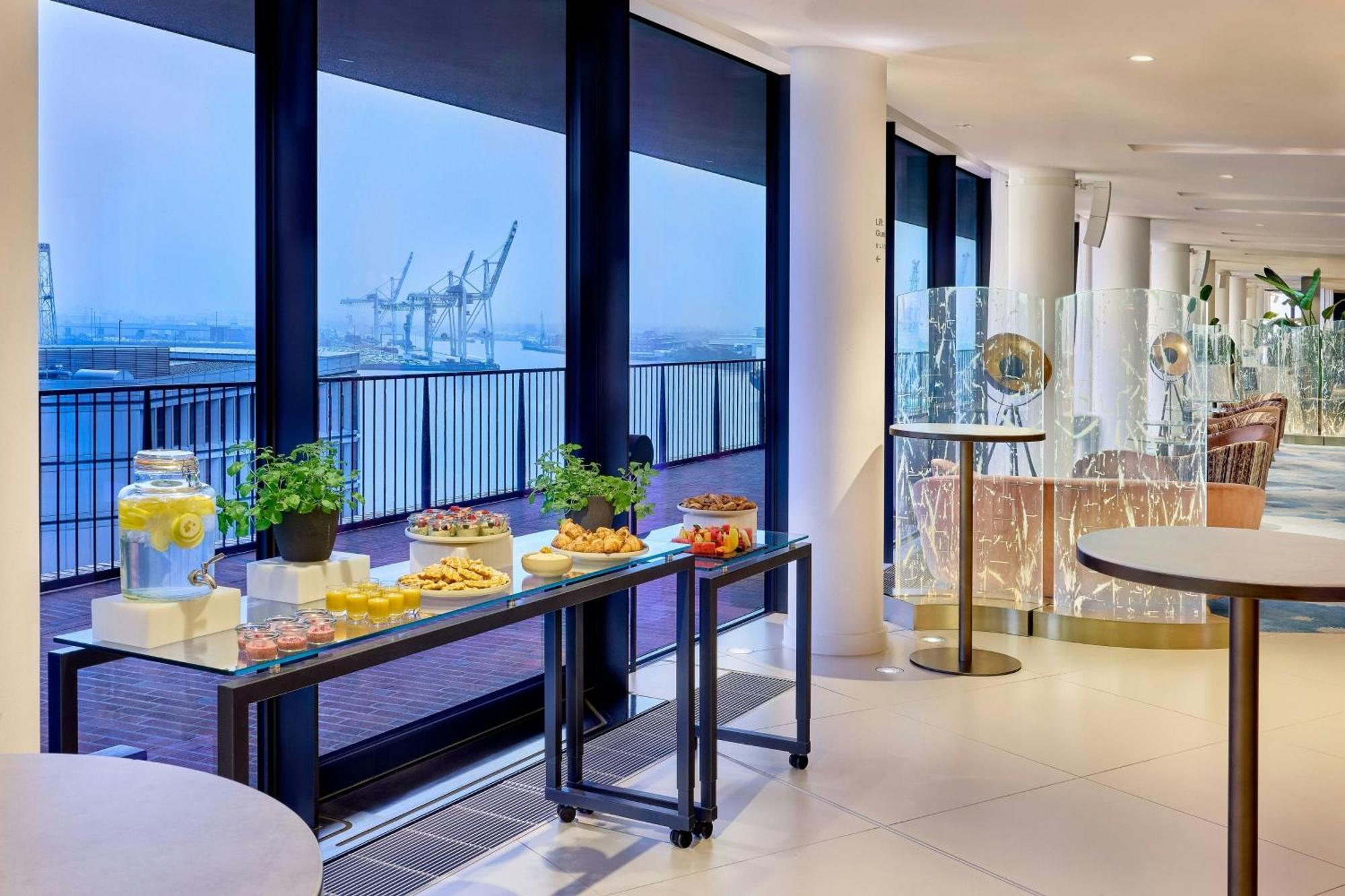 The Westin Hamburg Elbphilharmonie Hotell Eksteriør bilde The Club at Frankfurt Airport